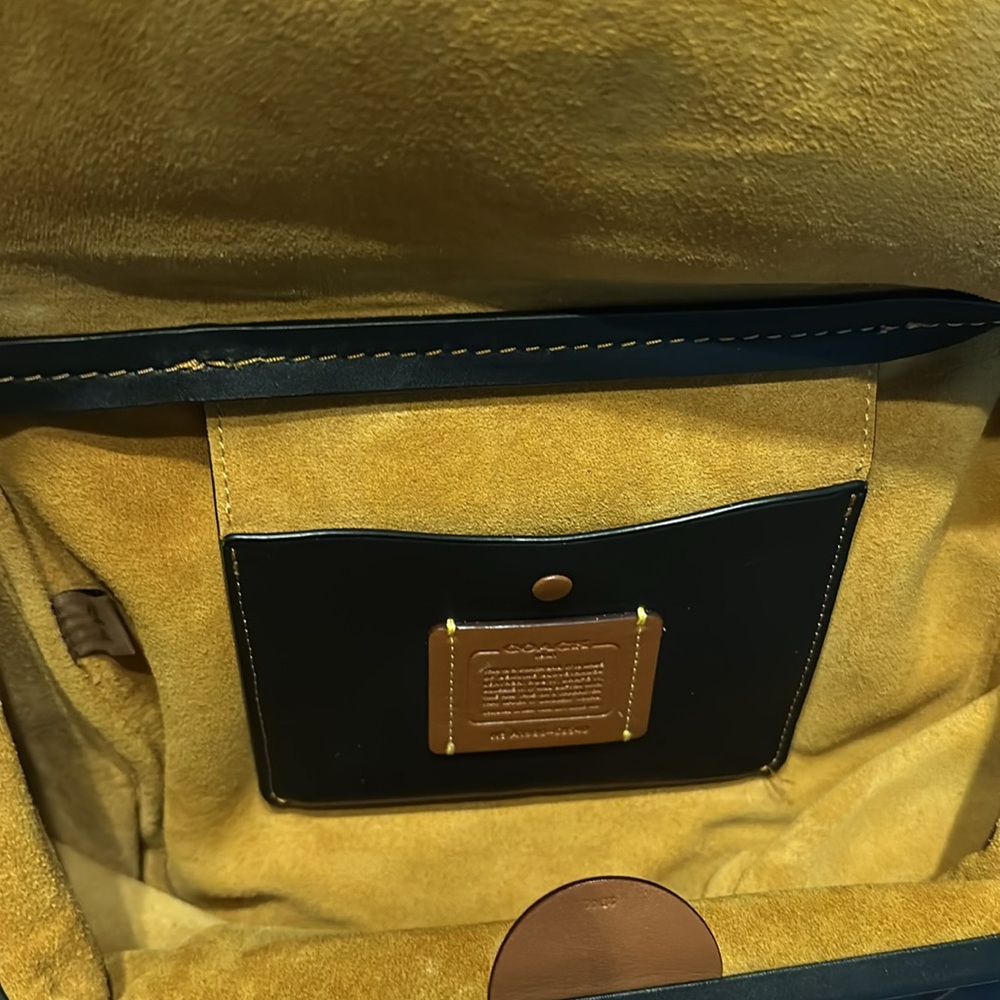 Vintage Coach Kisslock Crossbody Saddle Bucket Bag - Picture 5 of 15